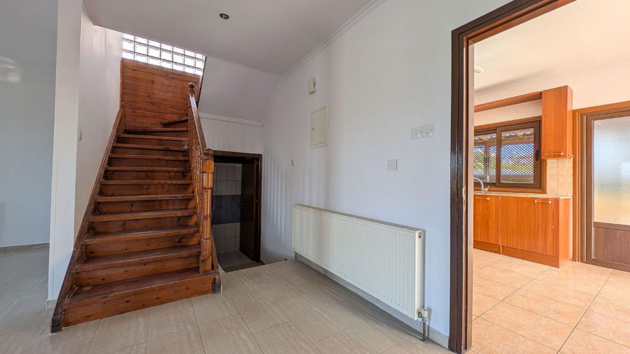 1399-15 4 Bedroom House for Sale in Tseri, Nicosia