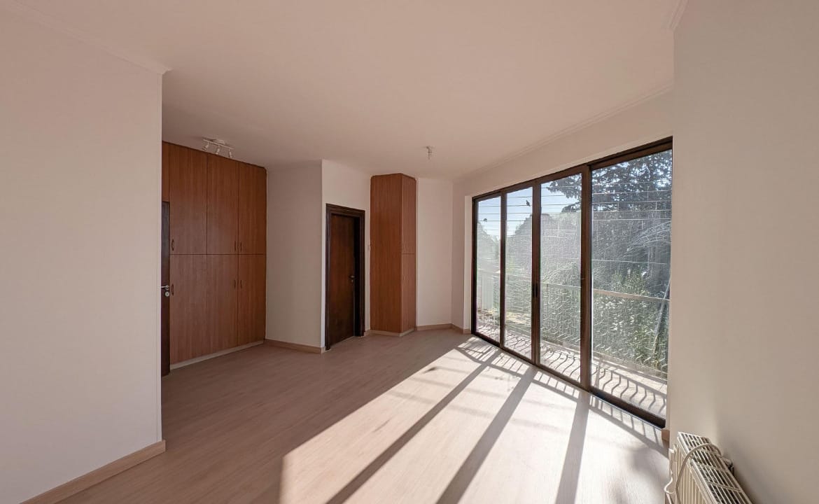 4 Bedroom House for Sale in Tseri, Nicosia
