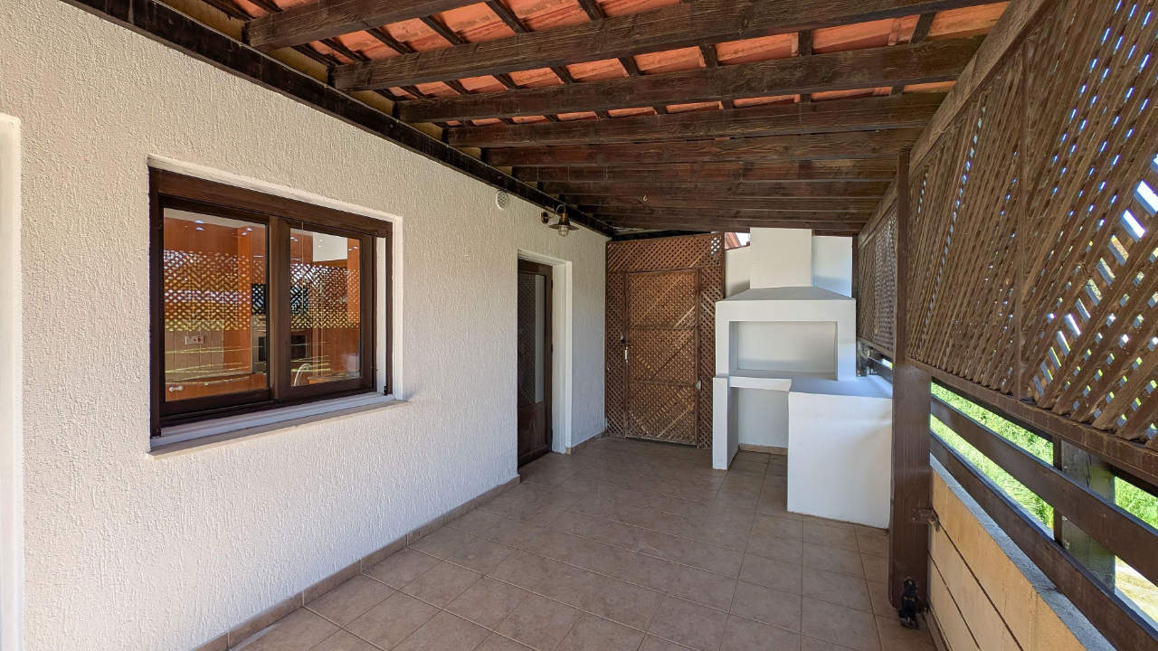 1399-27 4 Bedroom House for Sale in Tseri, Nicosia