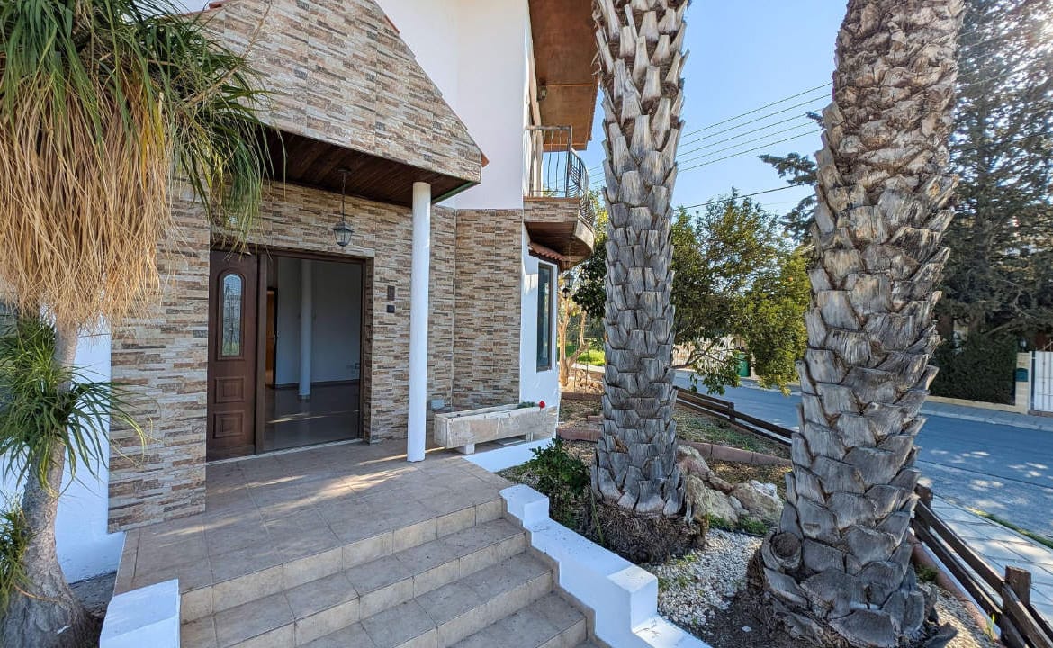 4 Bedroom House for Sale in Tseri, Nicosia