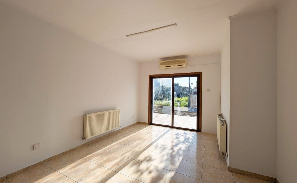 4 Bedroom House for Sale in Tseri, Nicosia