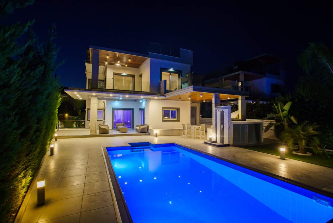Luxury Modern Villa | Agios Tychonas, Limassol