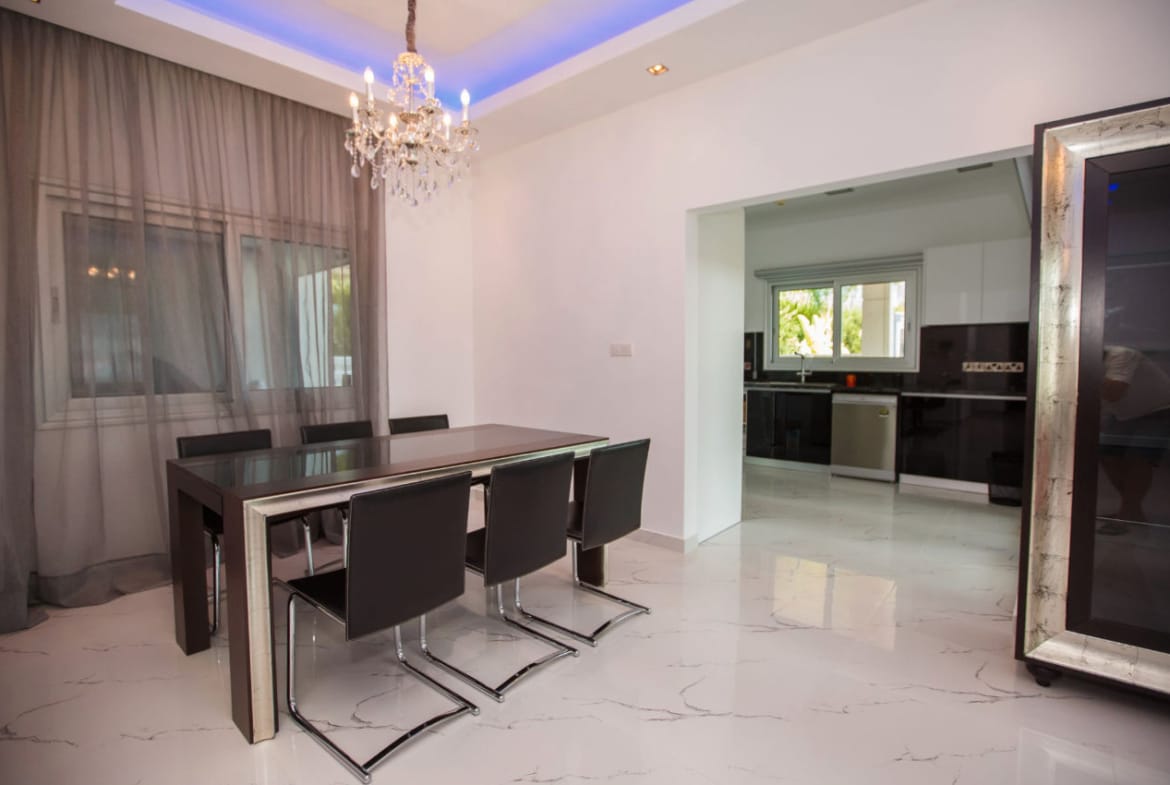 Luxury Modern Villa | Agios Tychonas, Limassol