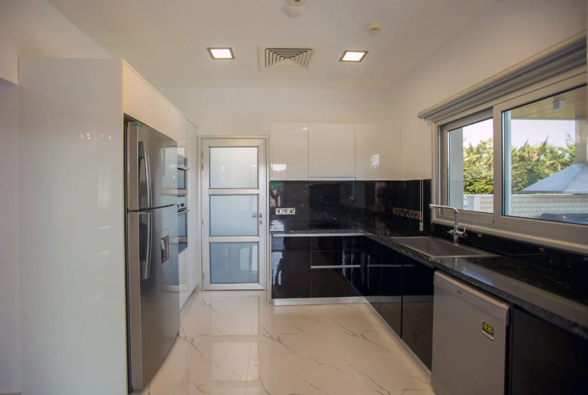 Luxury Modern Villa | Agios Tychonas, Limassol