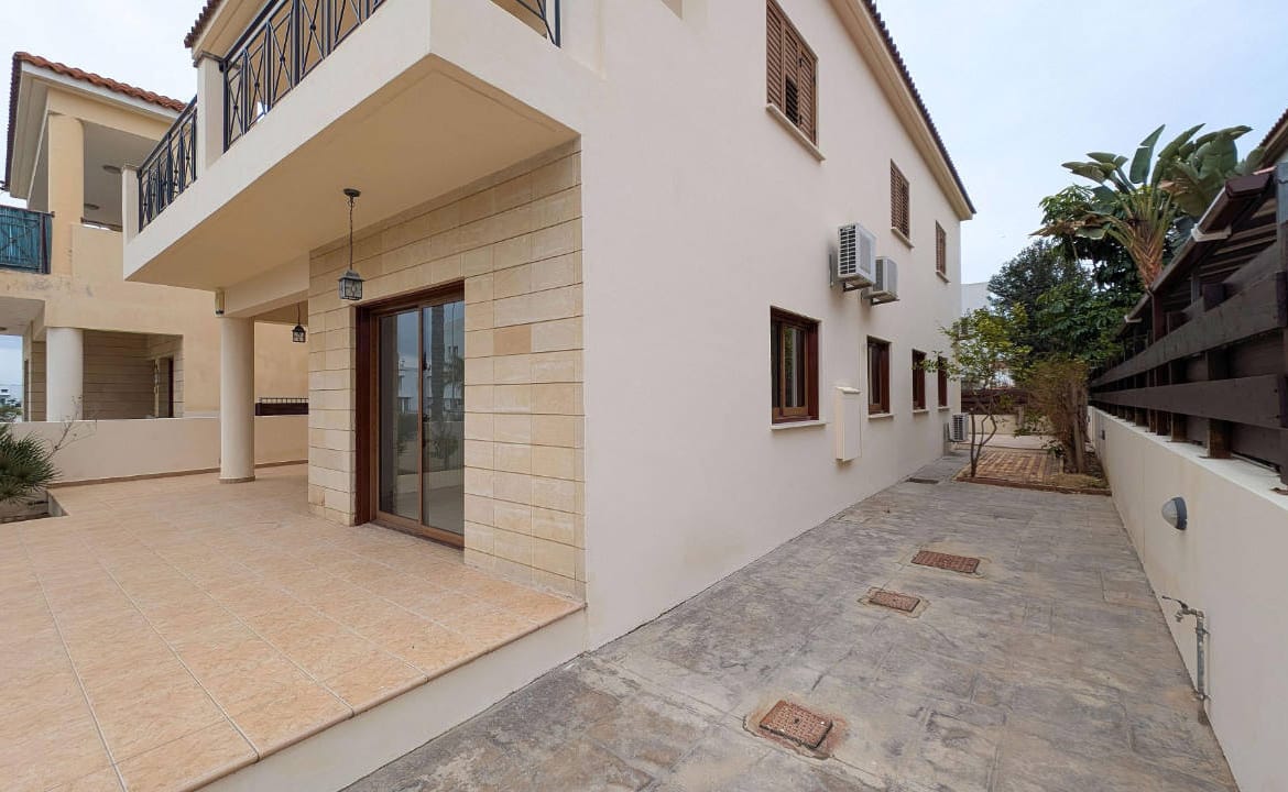 Spacious 4 Bedroom House