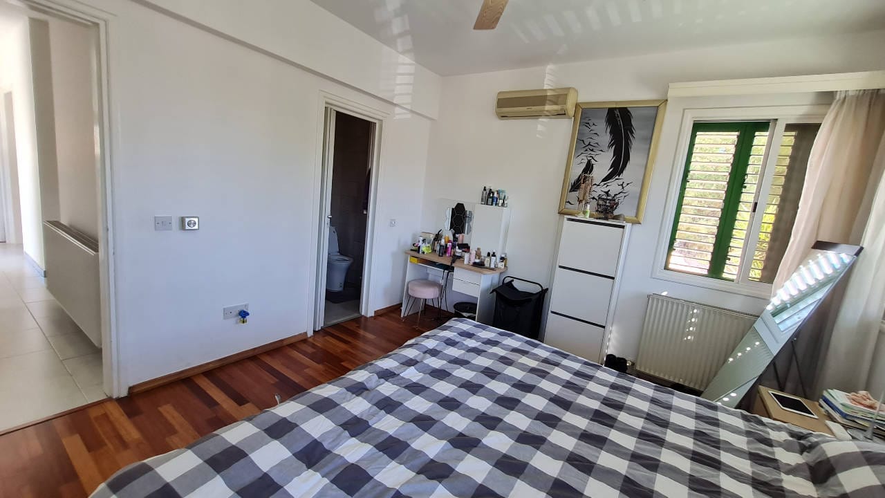 Spacious Detached 3 Bedroom House