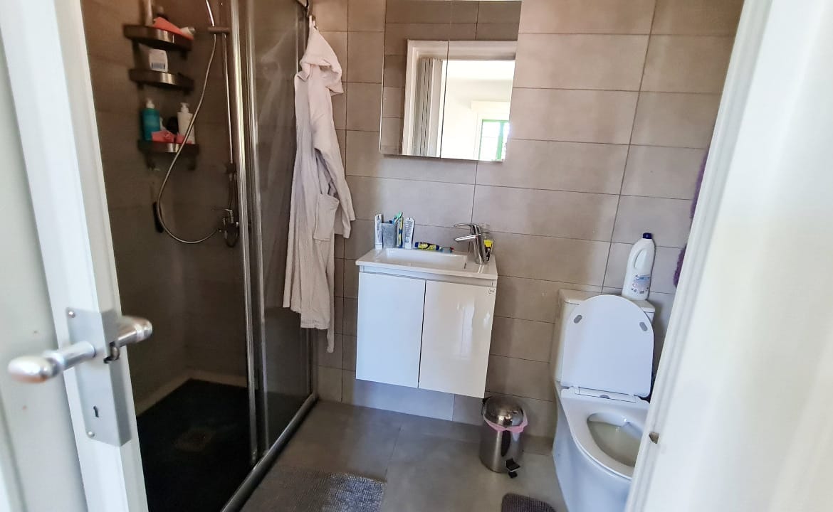 Spacious Detached 3 Bedroom House