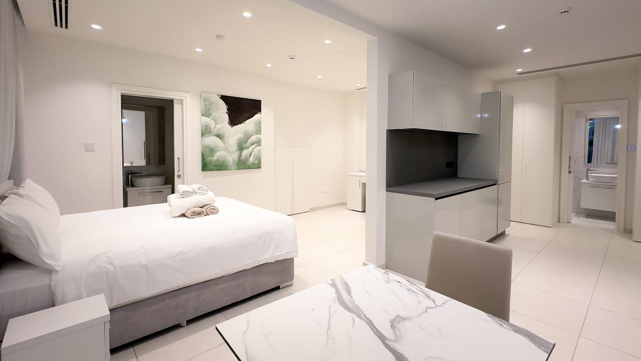 Contemporary 4 Bedroom Villa