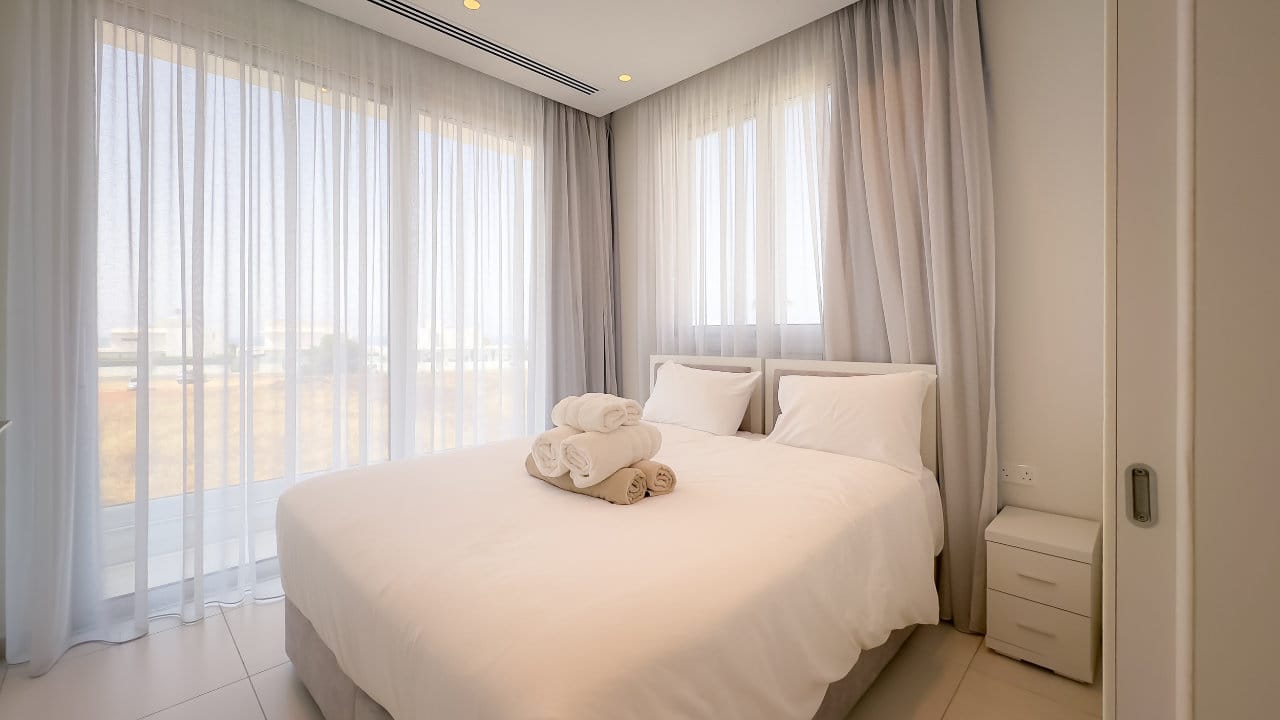 Contemporary 4 Bedroom Villa