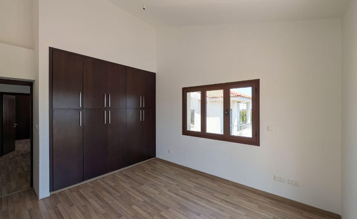 4 Bedroom Detached House, Lakatamia