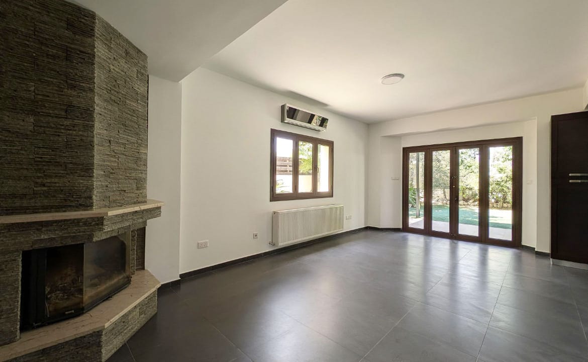 4 Bedroom Detached House, Lakatamia