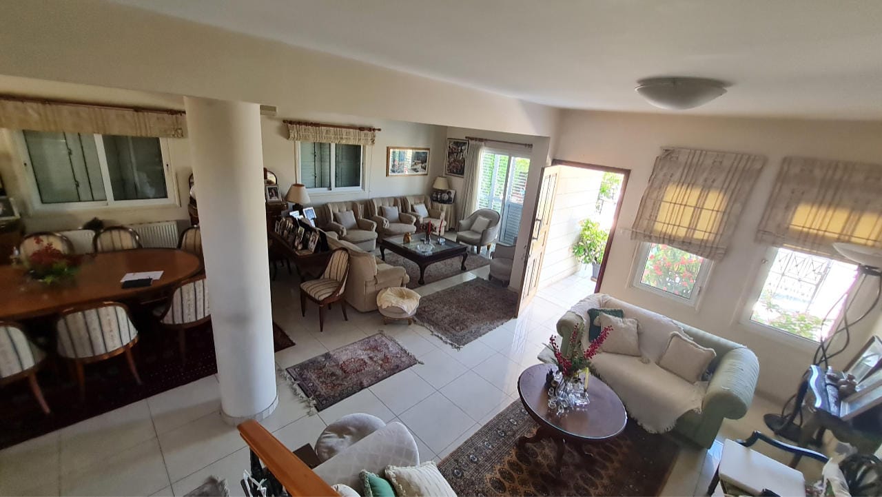1502-15 Spacious 4 Bedroom Detached House