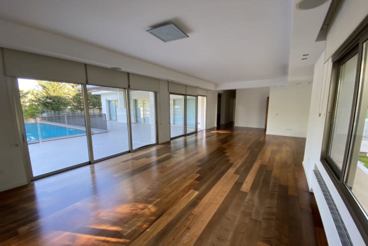 4 Bedroom Luxury Villa