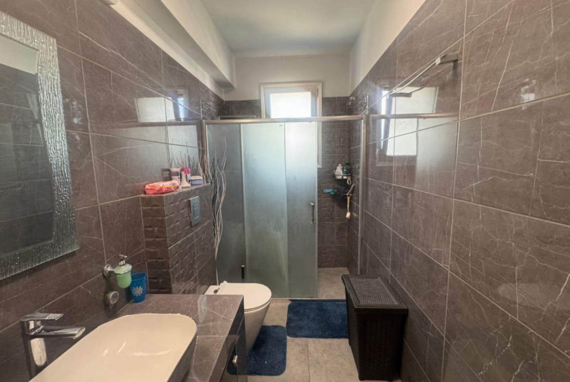 3 Bedroom Penthouse With Private Roof Garden