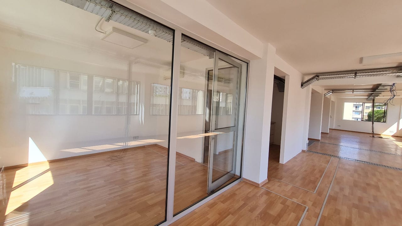 1527-8 Spacious Office For Rent | Nicosia City Centre
