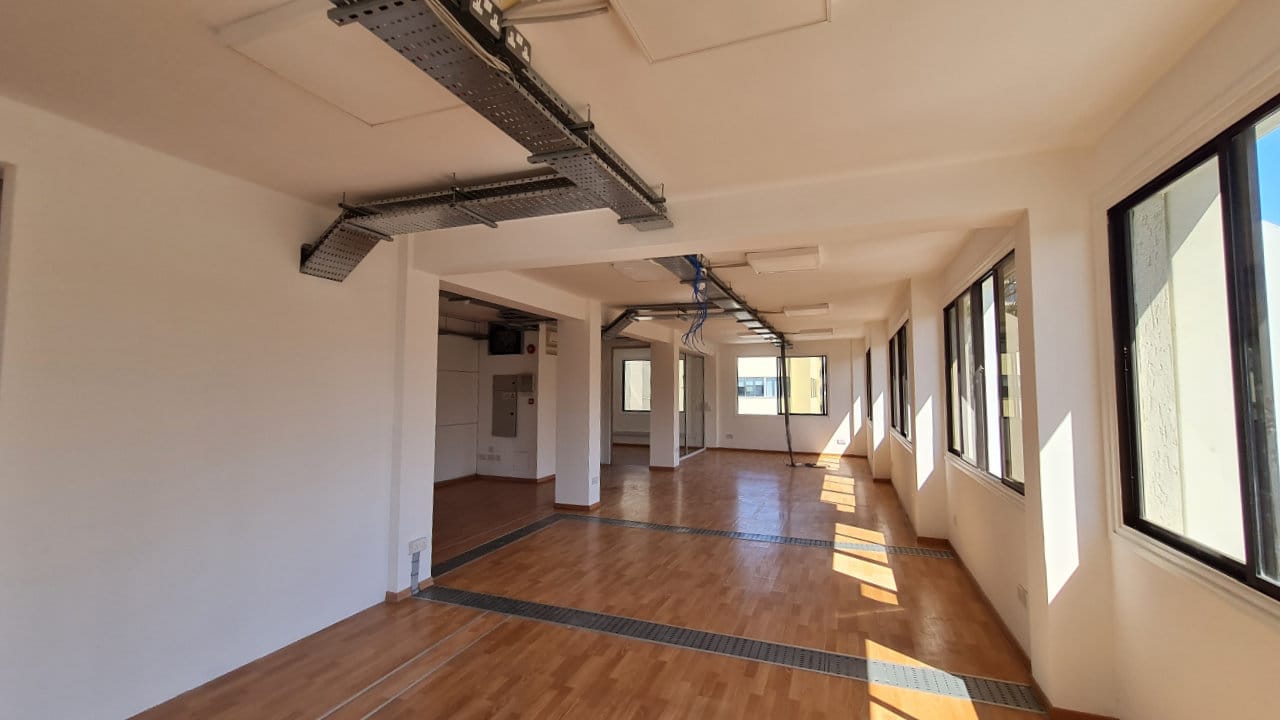 1527-9 Spacious Office For Rent | Nicosia City Centre