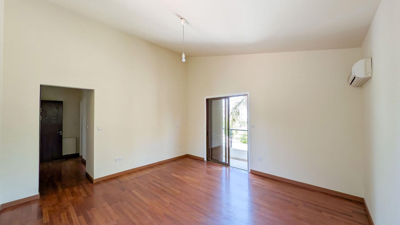 1549-7 Spacious 4 Bedroom House | Strovolos, Nicosia