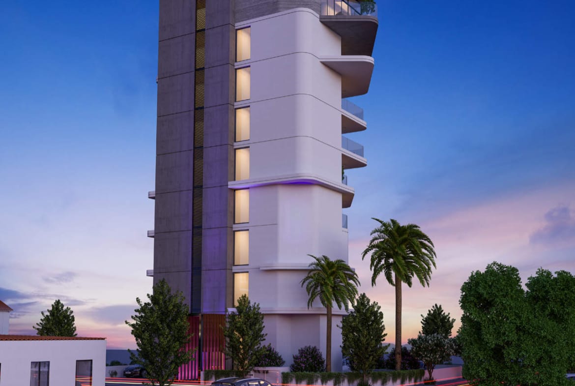 Exclusive Top Floor Apartment With Sea Views
