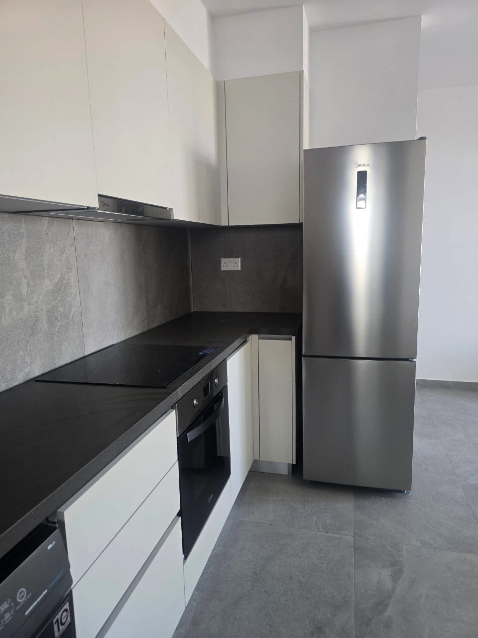 1577-11 Brand New One Bedroom Apartment | Move In Ready