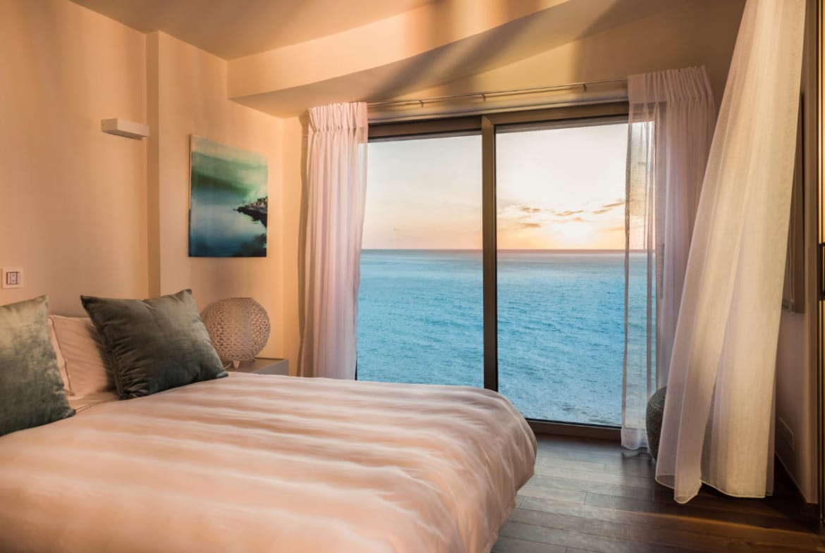 4 Bedroom Beachfront Villa | Chlorakas, Paphos