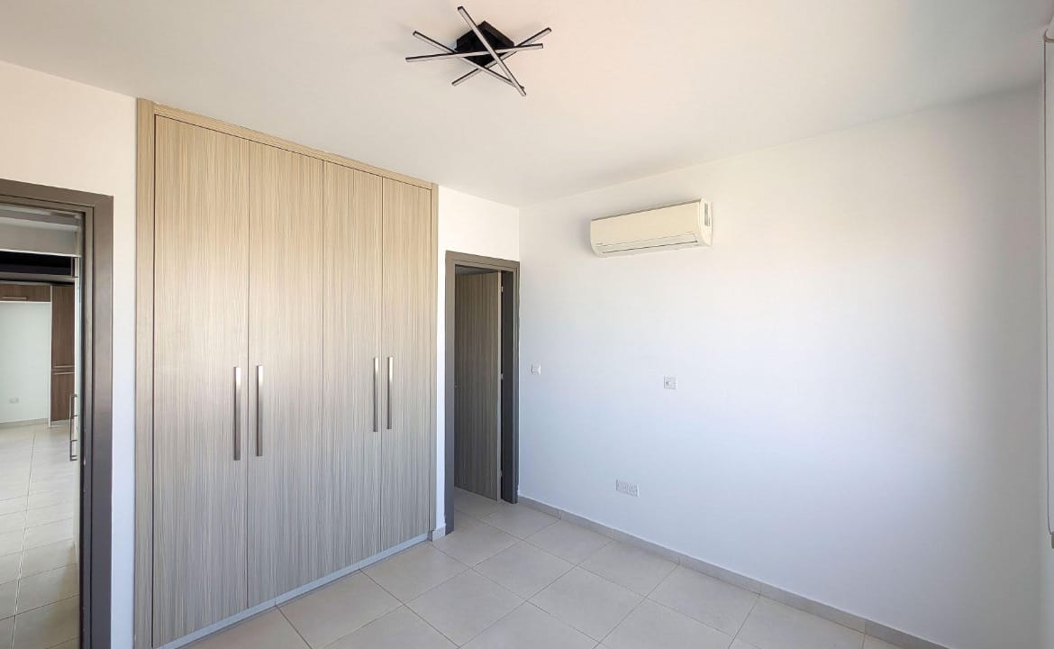 2 Bedroom Penthouse With Roof Garden | Lakatamia, Nicosia