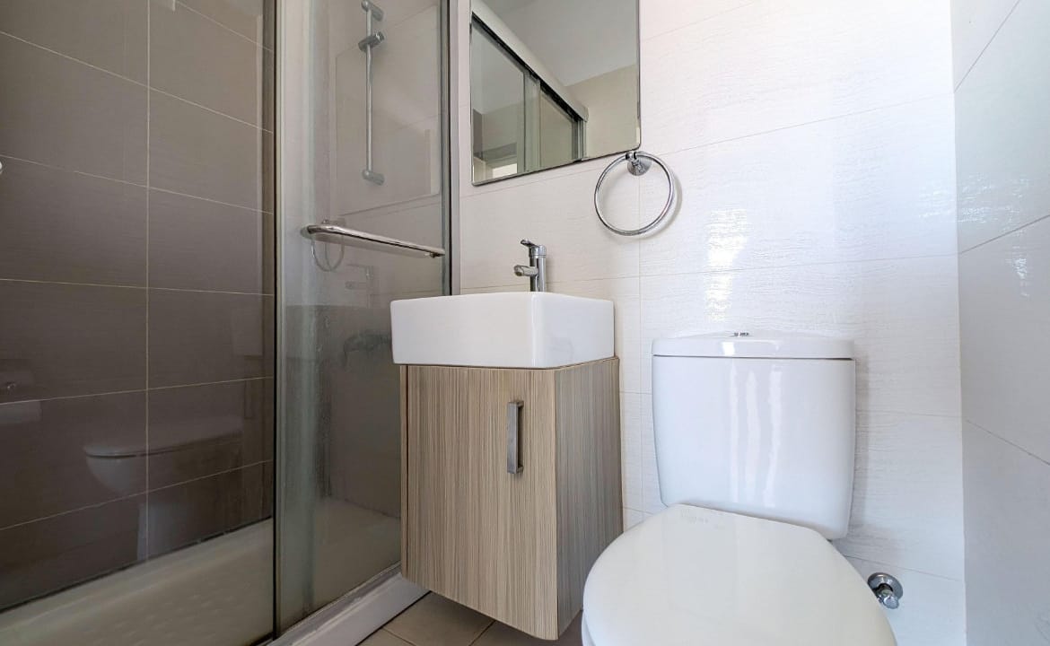 2 Bedroom Penthouse With Roof Garden | Lakatamia, Nicosia