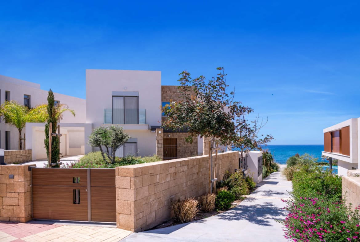 Seafront villa in Chlorakas, Paphos