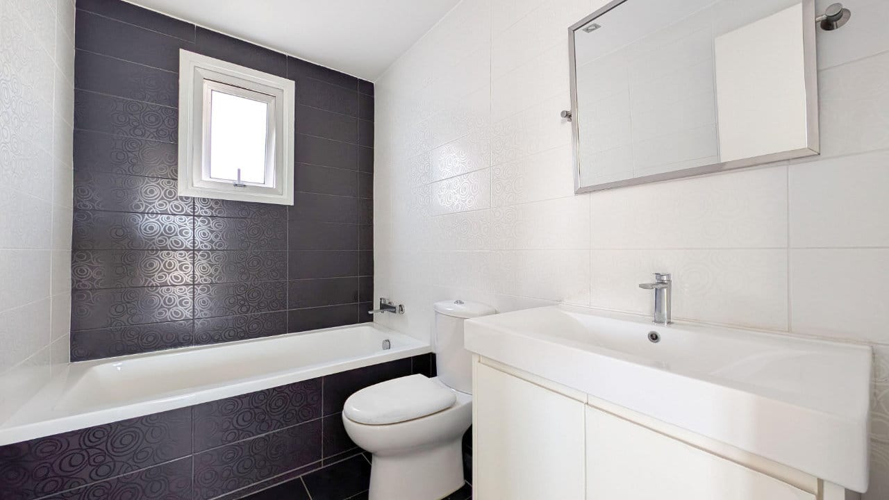 1651-13 3 Bedroom Top Floor Apartment | Strovolos, Nicosia