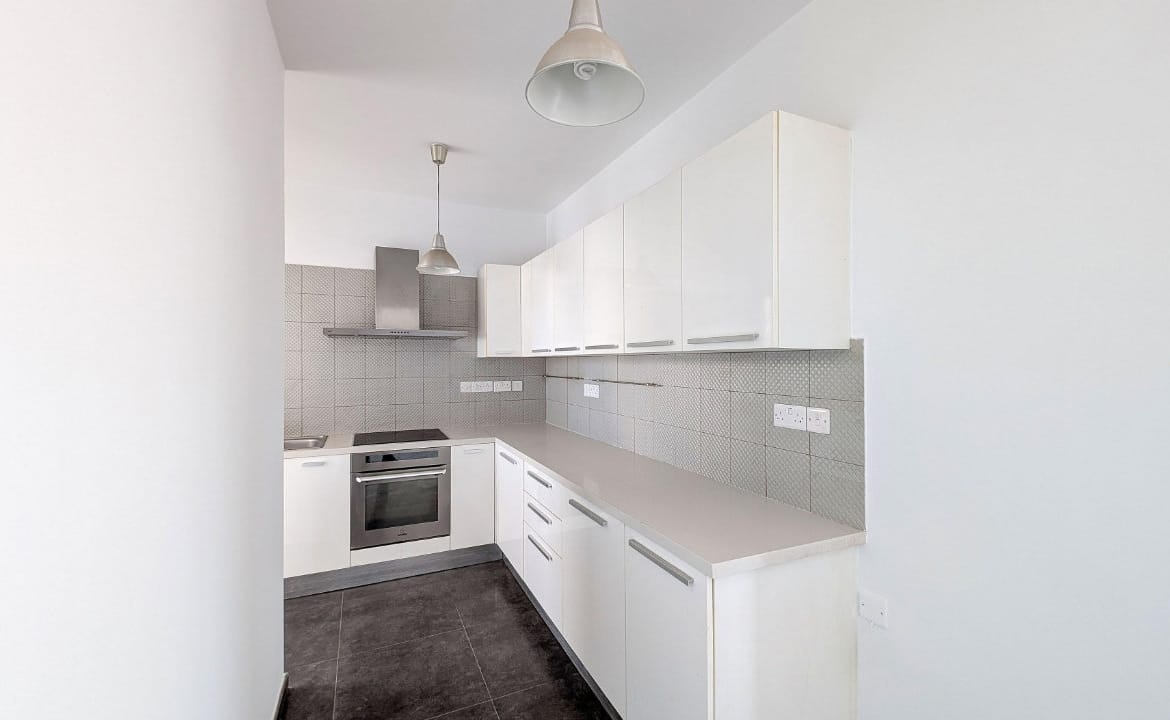 3 Bedroom Top Floor Apartment | Strovolos, Nicosia