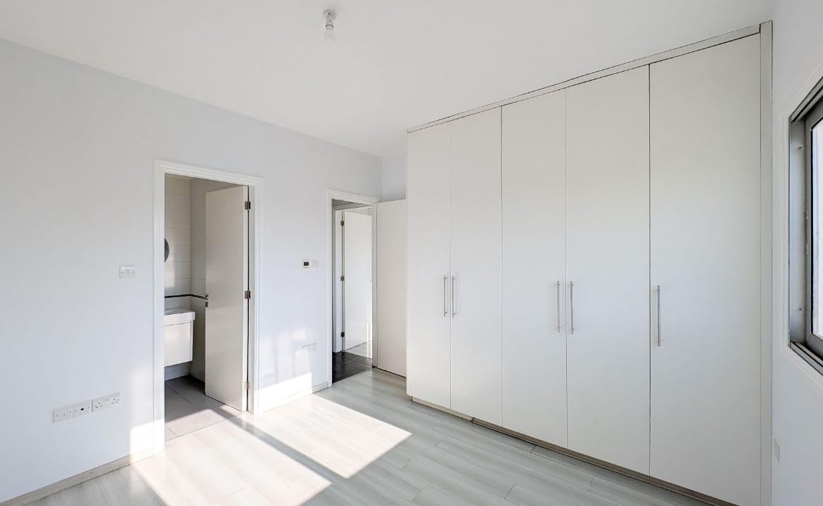 3 Bedroom Top Floor Apartment | Strovolos, Nicosia