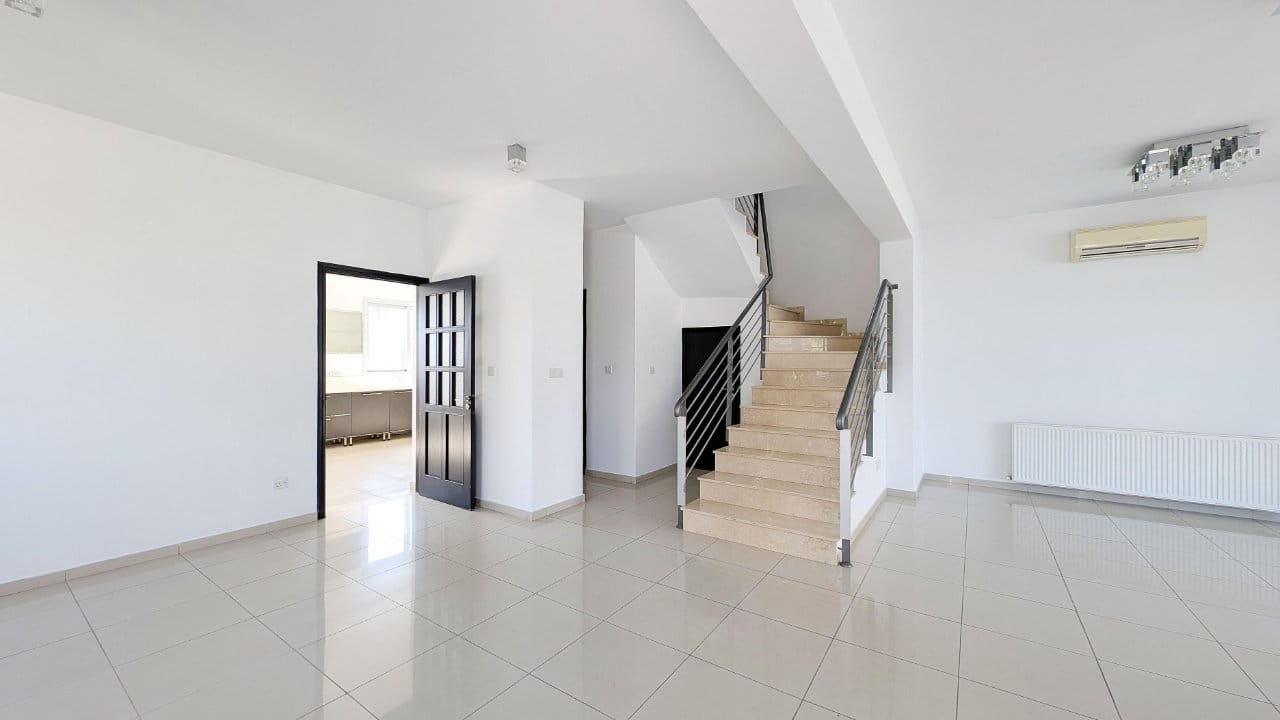 Spacious 4 Bedroom House | Lakatamia, Nicosia