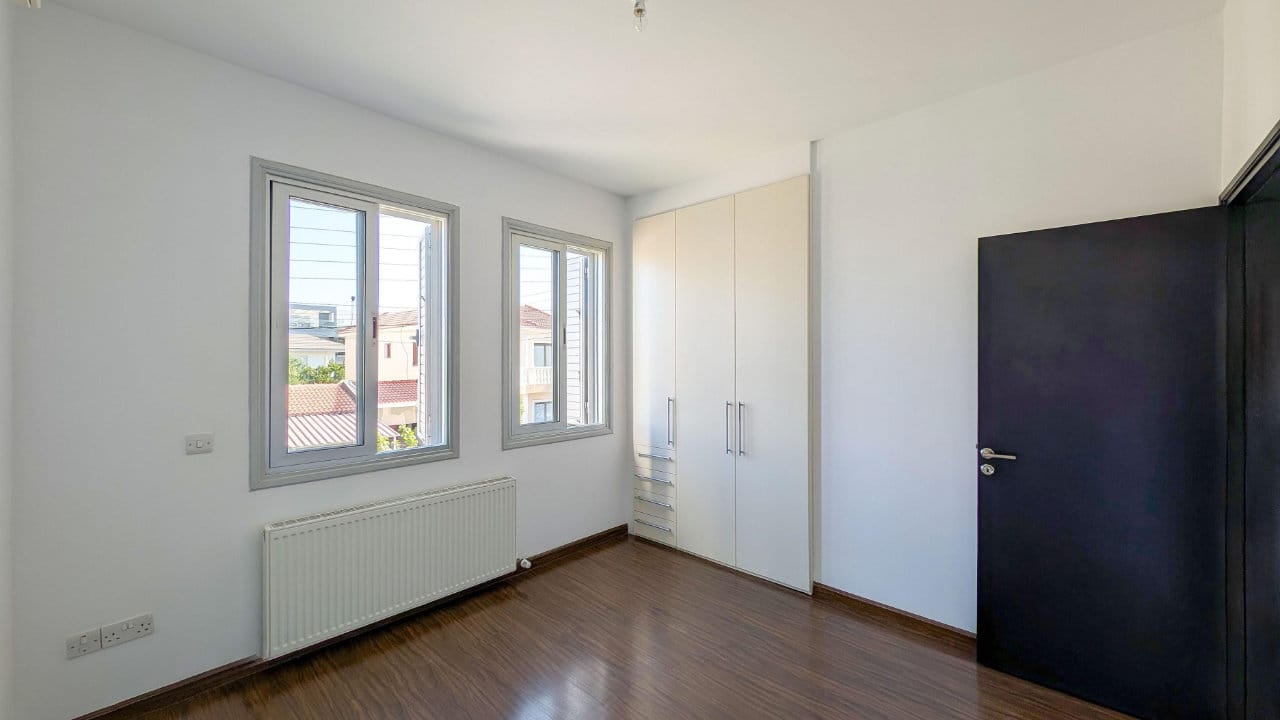 Spacious 4 Bedroom House | Lakatamia, Nicosia