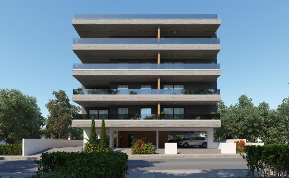 2 Bedroom Top Floor Apartment